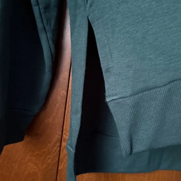 Beyond Yoga Off Duty Pullover in Medium Green NWT Sz Lg. Bloomingdale’s Ret $108 - Picture 5 of 11